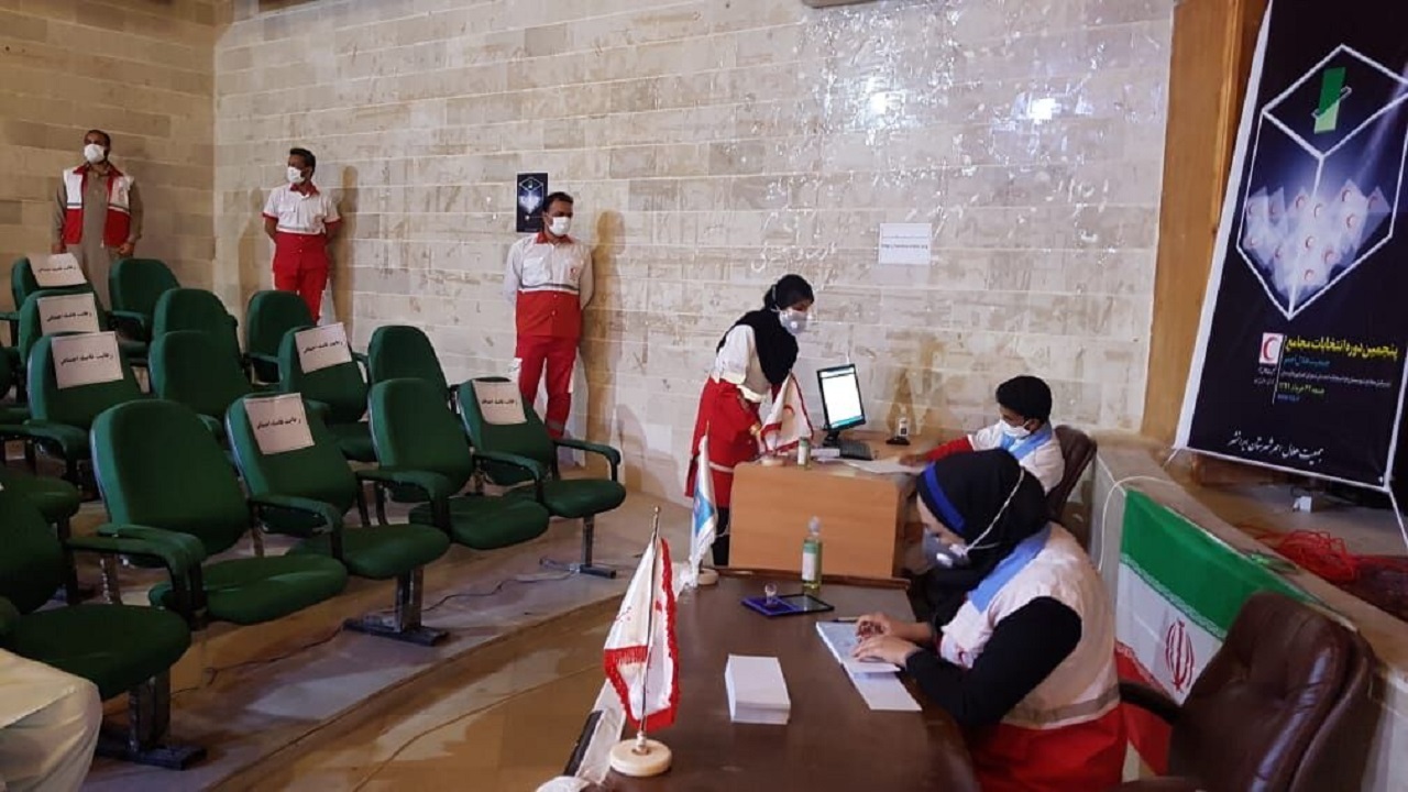 رقابت ١٣ نفر در انتخابات شورای اجرایی و بازرسی هلال احمر ایرانشهر