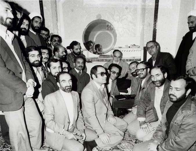 داستان معلمی که رئیس&zwnj;جمهوری شهید شد + تصاویر