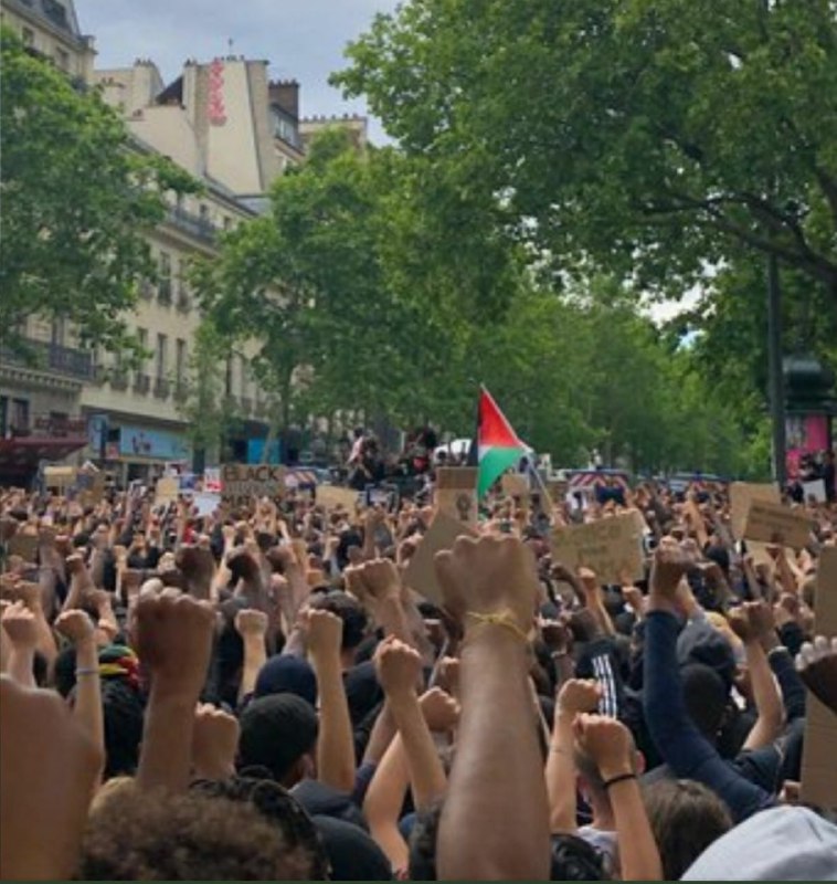 پلیس پاریس به معترضان ضدنژادپرستی با گاز اشک&zwnj;آور پاسخ داد 04