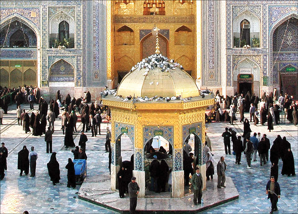 بانی مشهورترین سقاخانه ایران که در حرم مطهر رضوی قرار دارد، کیست؟