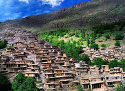 تهیه طرح بهسازی ۱۰ روستای هدف گردشگری