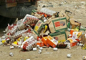 کشف و معدوم بیش از یک تن مواد غذایی فاسد در قم