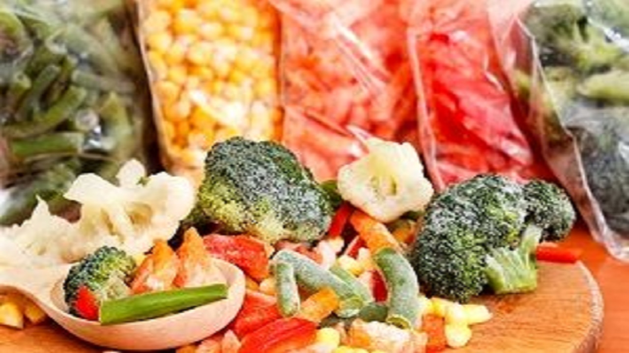 نرخ مصوب محصولات غذایی منجمد نیمه آماده در میادین میوه و تره بار