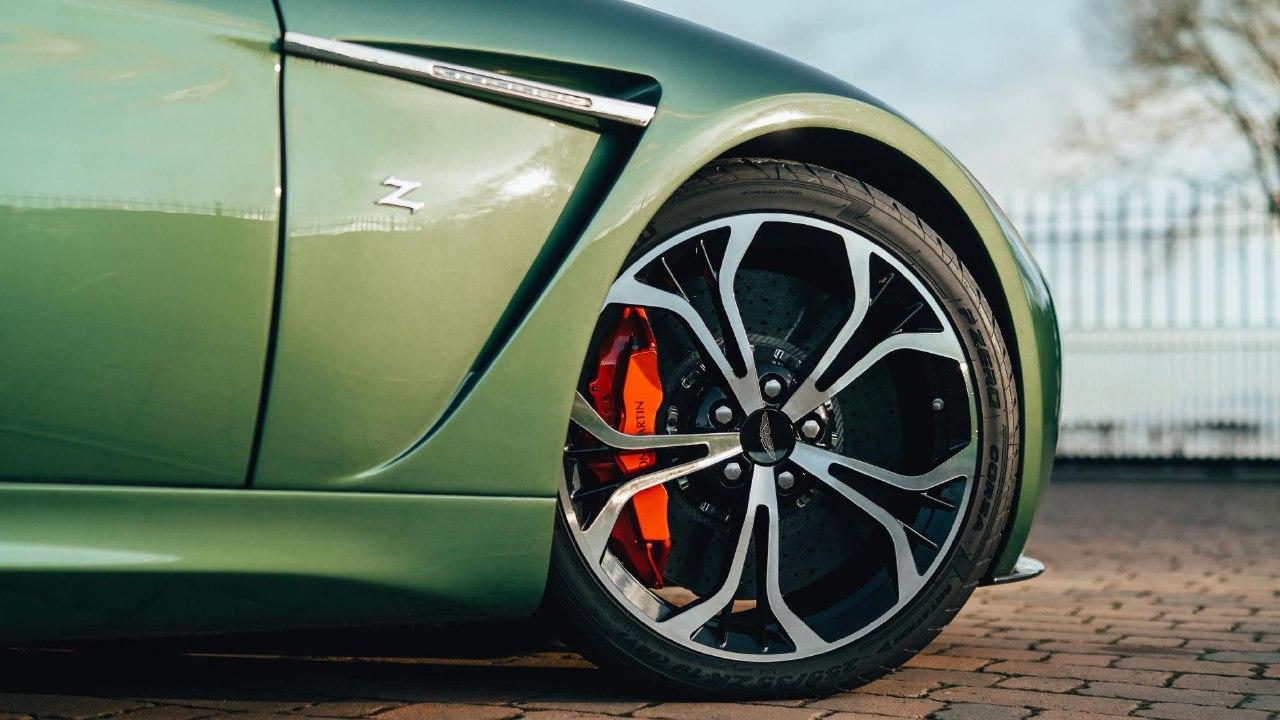 فروش خودروی تمام آلومینیومی Aston Martin V12 Zagato فروش خودروی تمام آلومینیومی Aston Martin V12 Zagato
