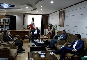 آمادە حمایت از سرمایەگذاران اقلیم کردستان هستیم