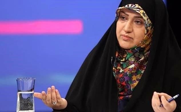 نتوانسته‌ایم زن تراز انقلاب اسلامی را به دنیا نشان دهیم