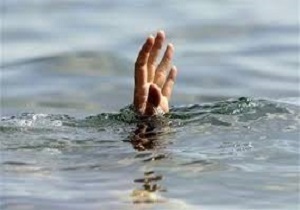 فرار از گرمای هوا و غرق شدن در استخر‌ها