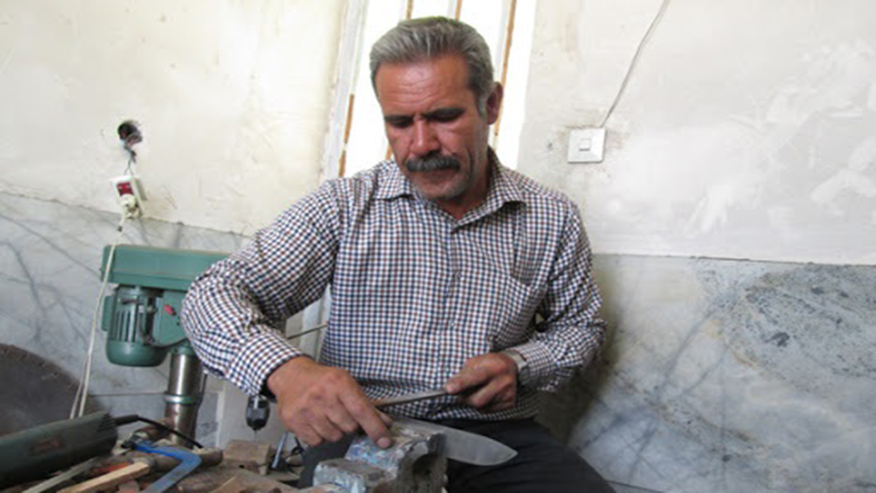 شناسایی ۵۰۰ صنعتگر فعال صنایع‌ دستی در نی ریز