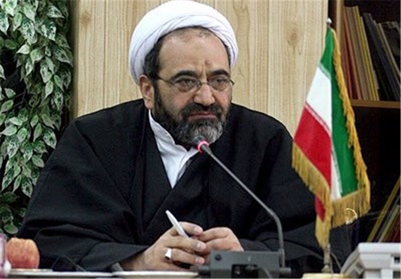 وقتی حجاب مانعی برای نفوذ فرهنگی می شود / چرا چادر حجاب کامل است؟