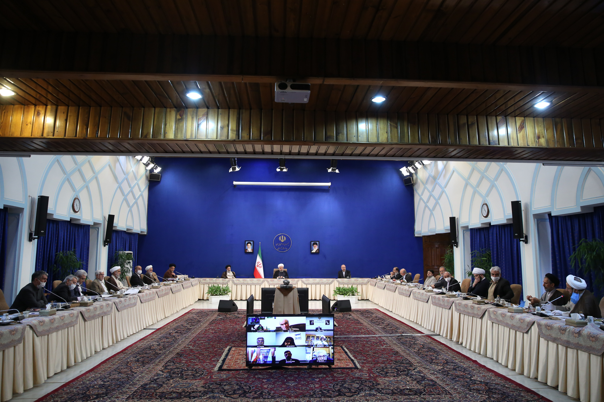 جلسه شورای عالی انقلاب فرهنگی آغاز شد