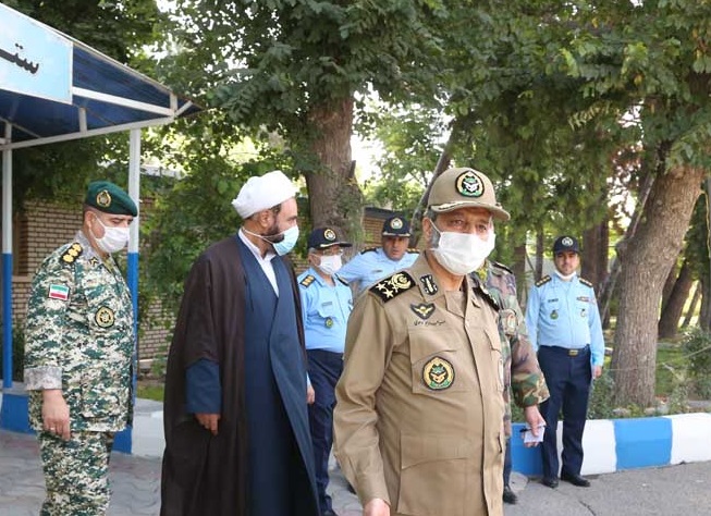 لزوم تببین معارف جنگ و رشادت های رزمندگان دفاع مقدس برای سربازان