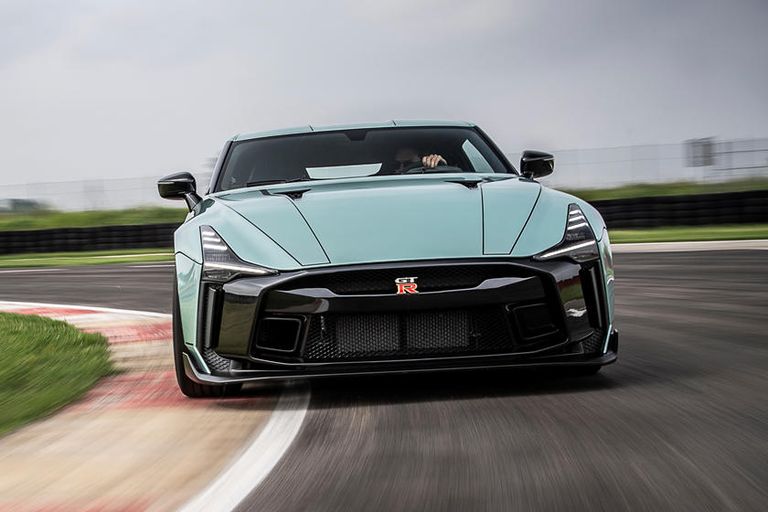 اتومبیل GT-R50 نیسان با قدرت ۷۱۰ اسب‌بخار معرفی شد + عکس
