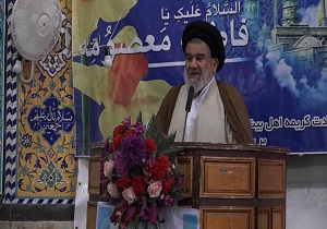 دختران جامعه اسلامی از حضرت معصومه (س) الگو بگیرند