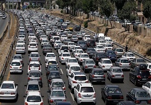 اجرای طرح بانوی فرهنگ یار ترافیک در سقز