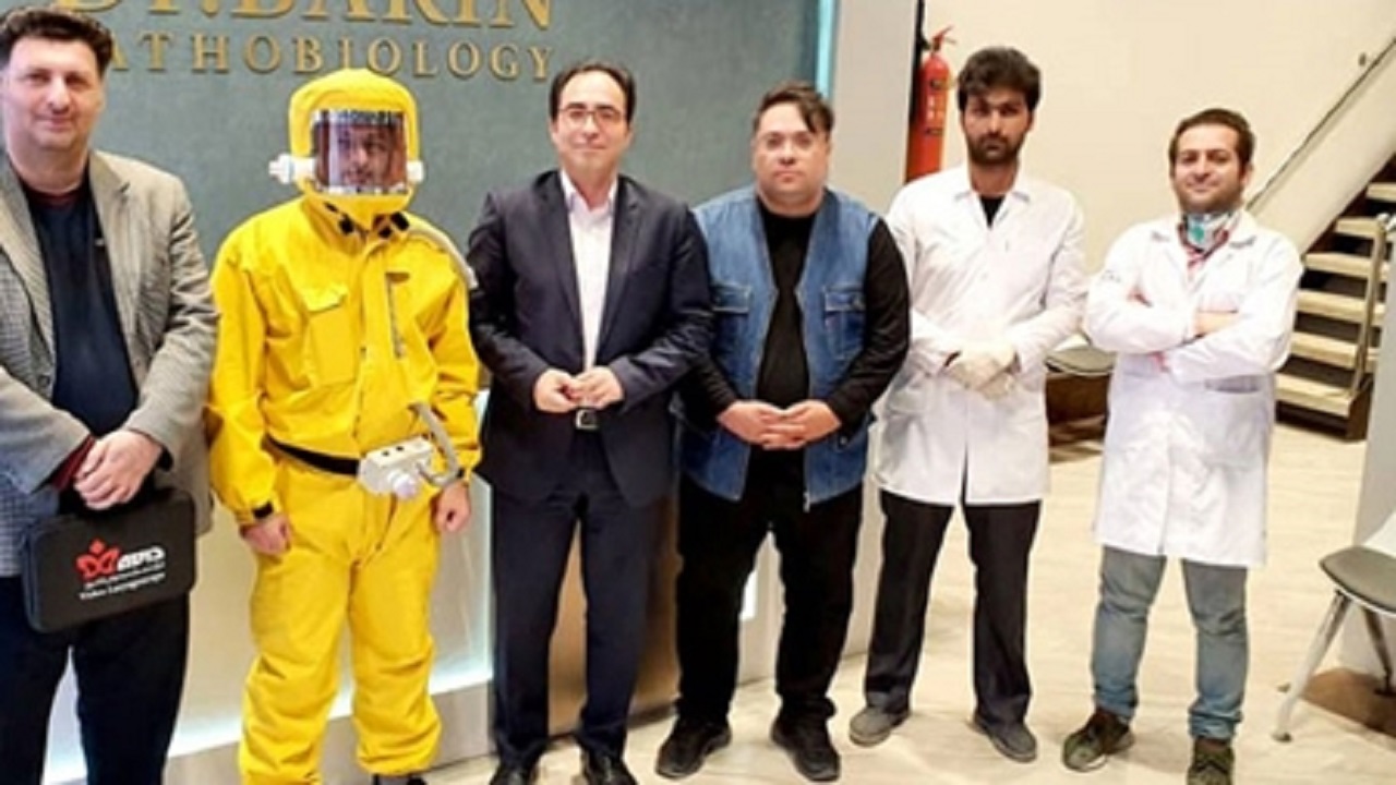 تولید لباس محافظتی راحت برای کادر درمان در روز‌های کرونایی