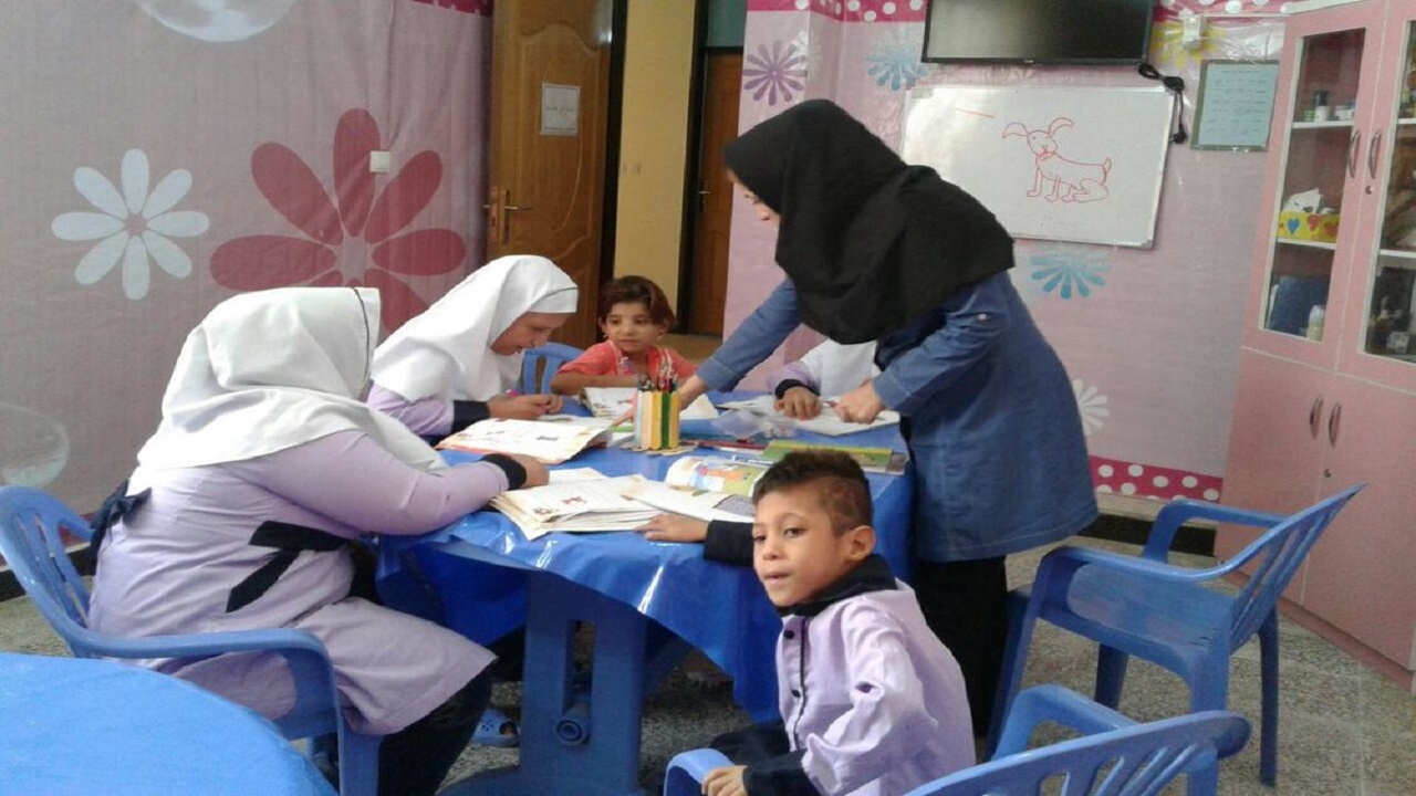 نگهداری ۴۸ معلول ذهنی در شهرستان گرمسار