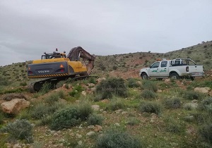 احداث جاده غیرمجاز در مراتع روستای سقز متوقف شد