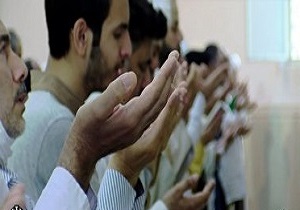 نماز عید بندگی در قم برپا شد + تصاویر