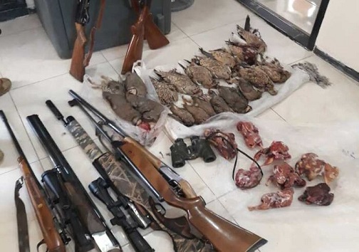 پنج شکارچی متخلف در باشت دستگیر شدند