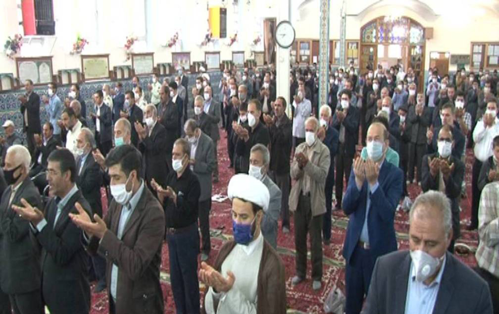 یک ماه روزه داری و عبادت به درگاه پروردگار به سرآمد