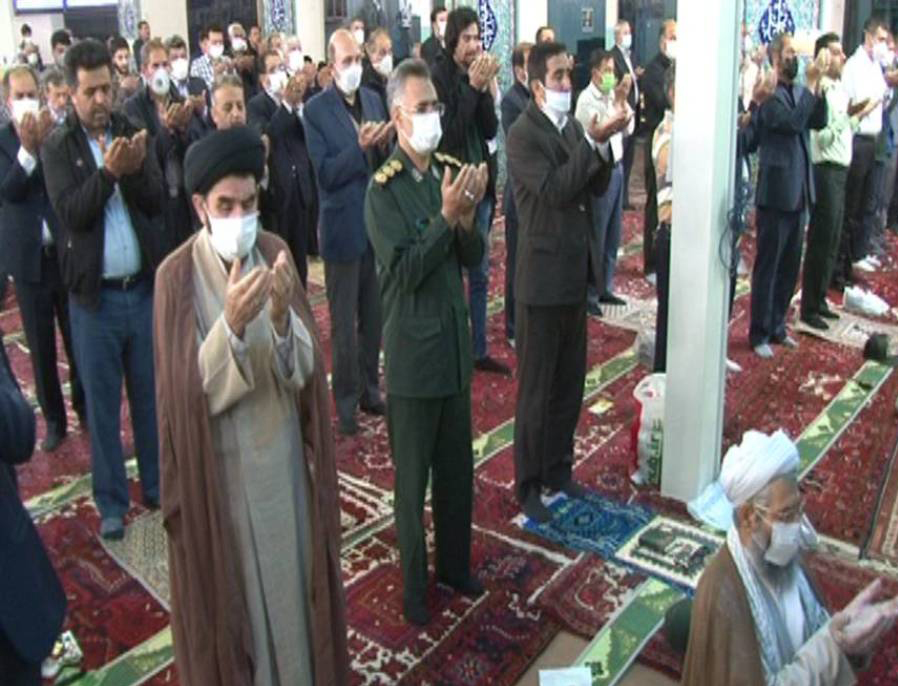 یک ماه روزه داری و عبادت به درگاه پروردگار به سرآمد