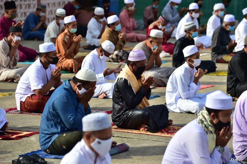 برگزاری نماز عید فطر در مناطق مختلف جهان+ تصاویر