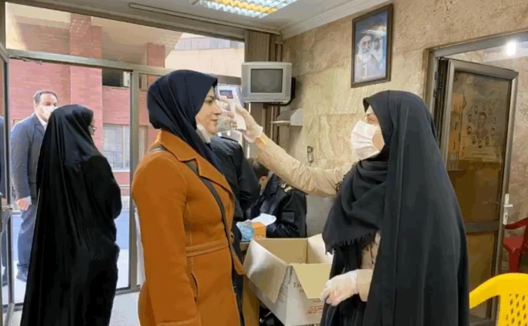 تصمیمات کرونایی وزارت بهداشت در ماه رمضان؛ از بازگشایی مساجد و مدارس تا رستوران&zwnj;ها و تالار&zwnj;ها