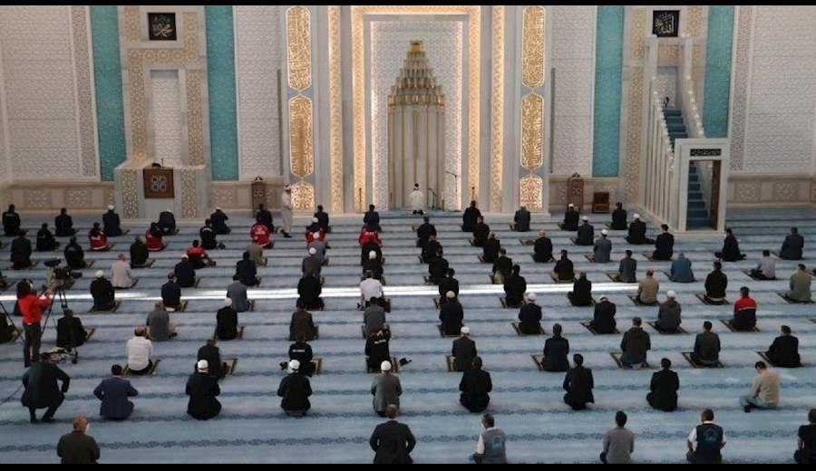 برگزاری نماز عید فطر در مناطق مختلف جهان در سایه شیوع کرونا+ تصاویر