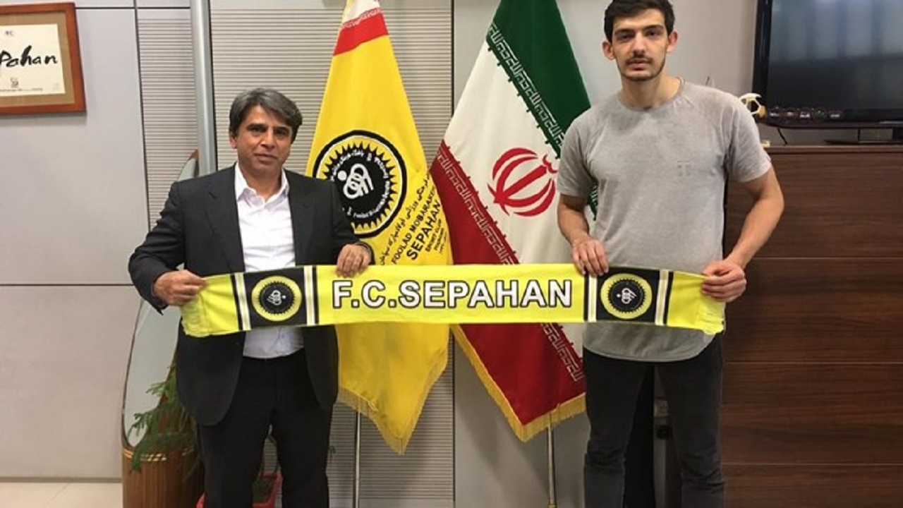 پیوستن علی‌اصغر مجرد به تیم والیبال سپاهان