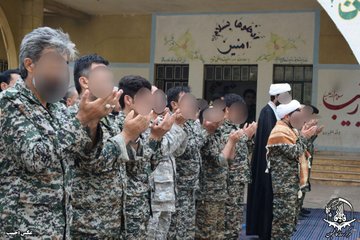 برگزاری نماز عید فطر رزمندگان فاطمیون در حلب