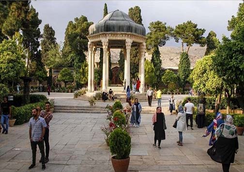 صدایی که قرار بوده الان پنهان بماند