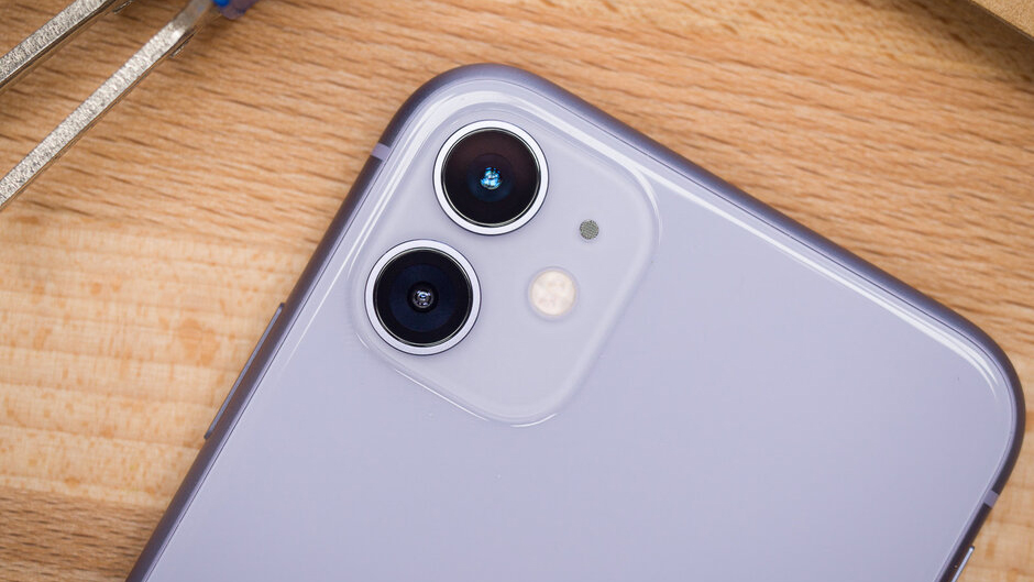 آیفون ۱۱ مقام محبوب‌ترین تلفن هوشمند جهان را از آیفون XR گرفت