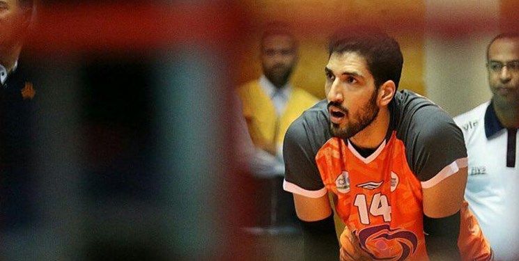 معنوی نژاد در تیم والیبال سایپا ماندنی شد