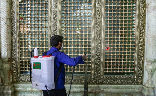 حرم حضرت معصومه (س) روزانه ضدعفونی می شود +تصاویر