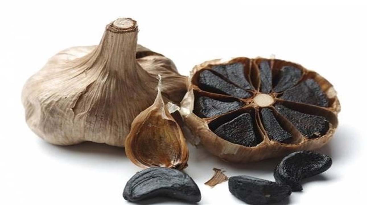 آشنایی با خواص  شگفت انگیز سیر سیاه