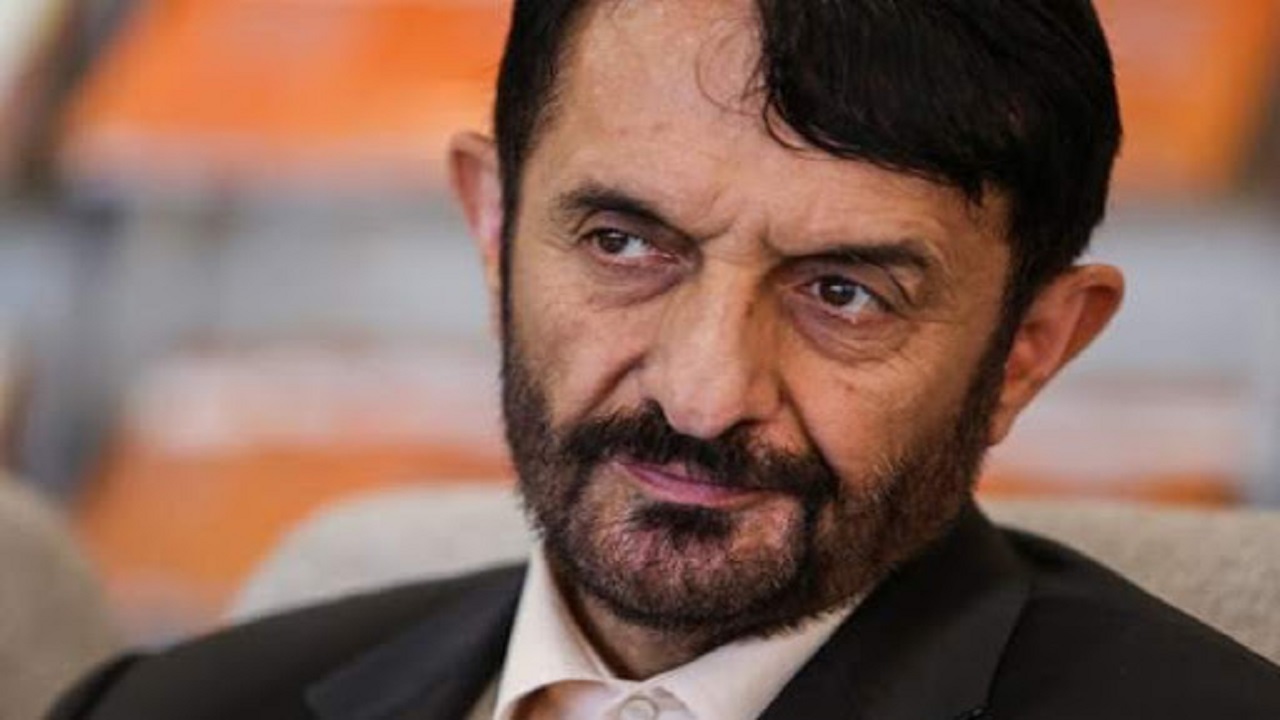 رئیس گروه اقتصادی دفتر مقام معظم رهبری از باشگاه خبرنگاران جوان بازدید کرد