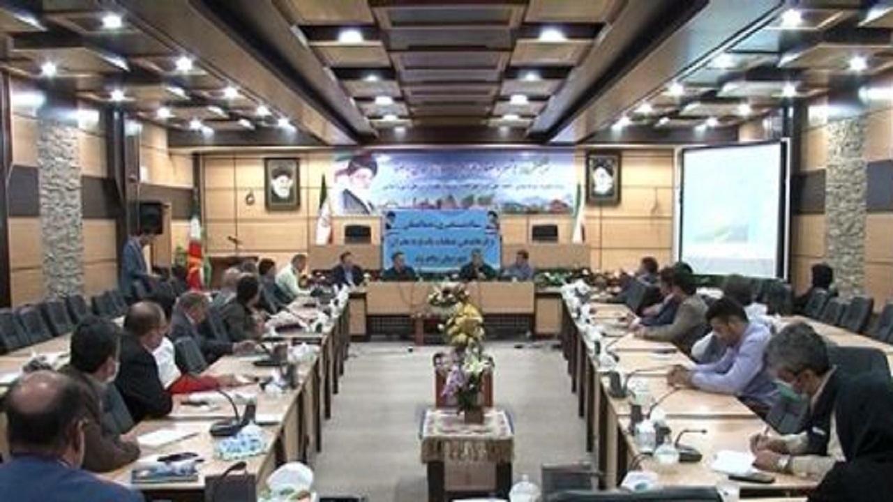 خریداری ماشین آتش نشانی برای روستای ابر