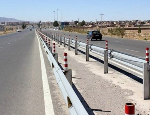کاهش ۲۲ درصدی تردد خودرو در جاده‌های آذربایجان شرقی