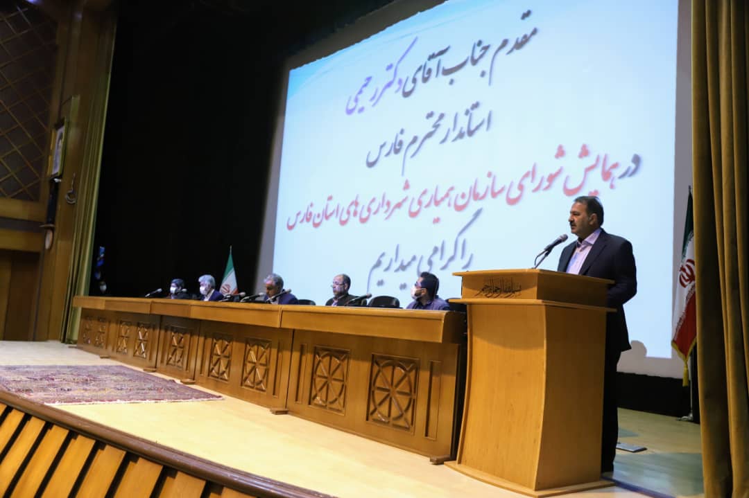 ساختار شهرداری‌ها باید چابک شود