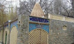 مقبره باباپیره نهاوند مرمت شد