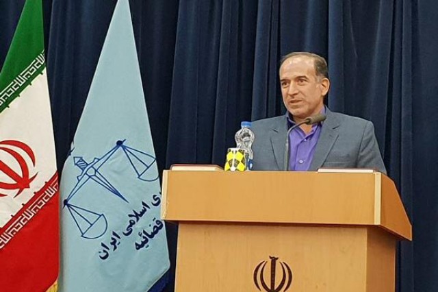 یزد از استان&zwnj;های پر افتخار سیاسی، فرهنگی و اقتصادی کشور است