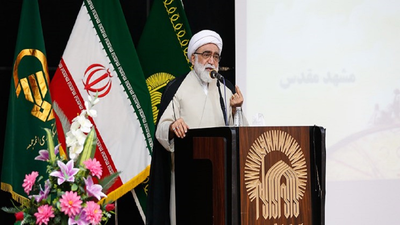 زندگی مسئولان باید در حد اقشار متوسط به پایین جامعه باشد