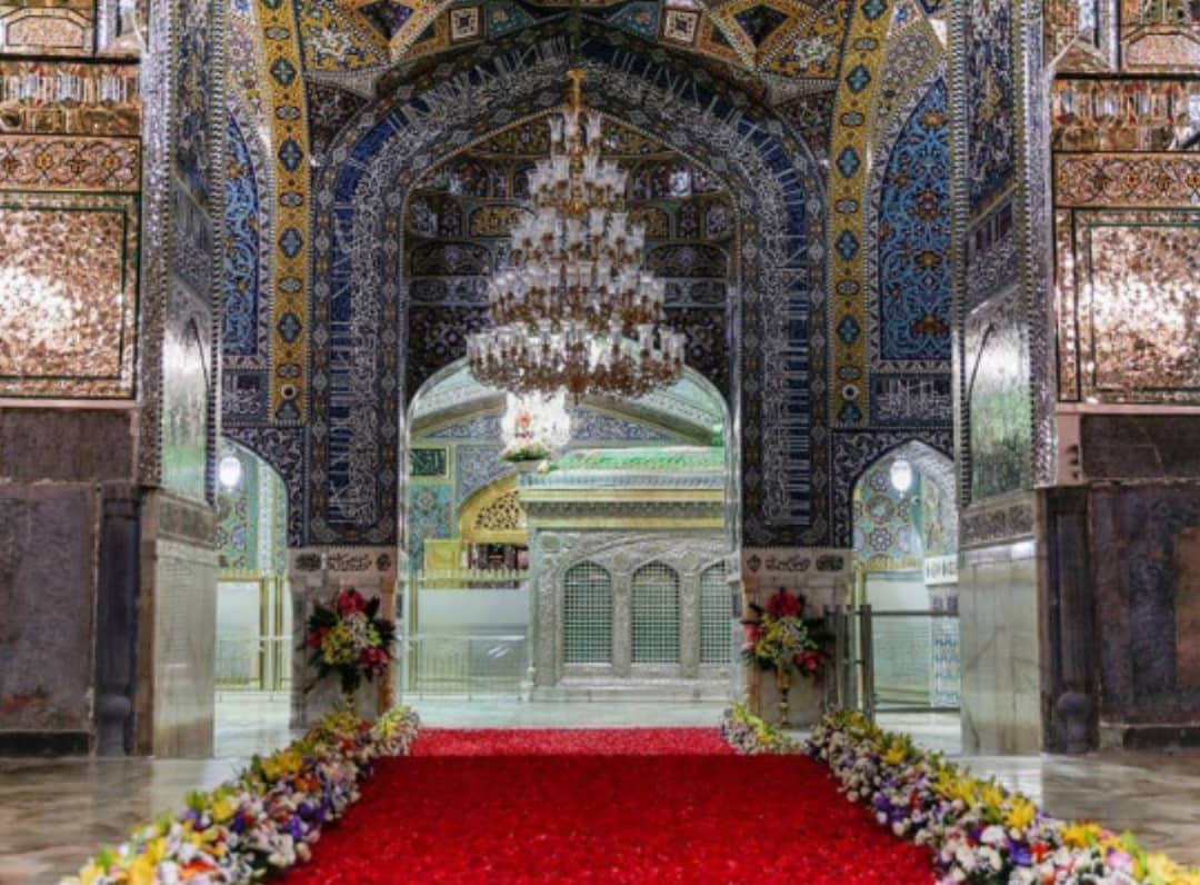 مسیر بهشت تا خانه شاه خراسان گلباران شد