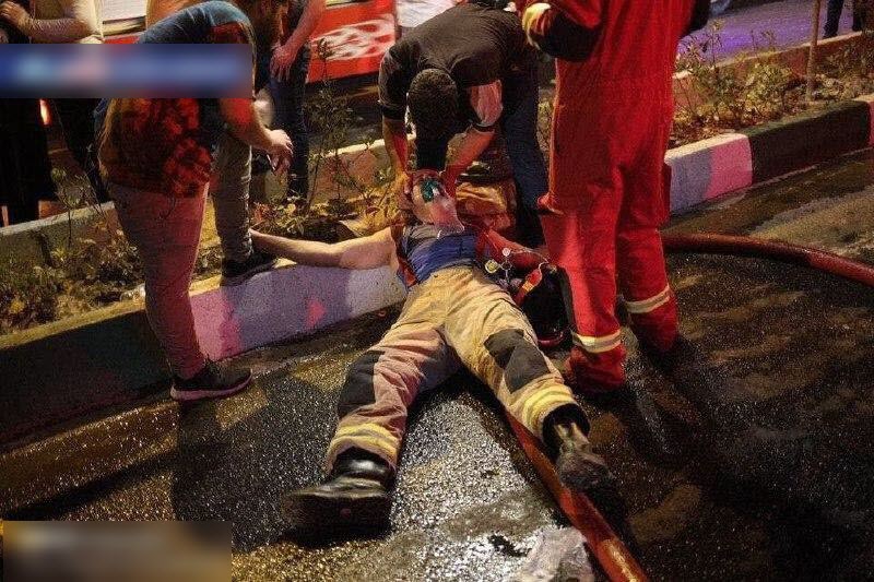 آتش نشان فداکاری که در حادثه کلینیک سینا دچار حادثه شد