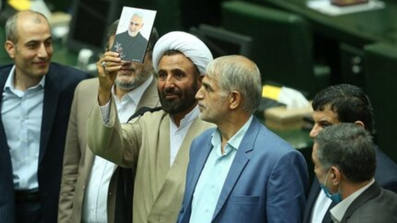 اعتبارنامه تاجگردون یا مجلس یازدهم؟/ نمایندگان از &laquo;تصمیم گیری&raquo; دردسر ساز می&zwnj;گویند