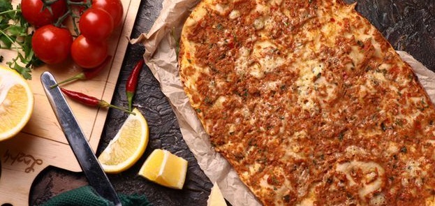 طرز تهیه‌ نان گوشتی عراقی