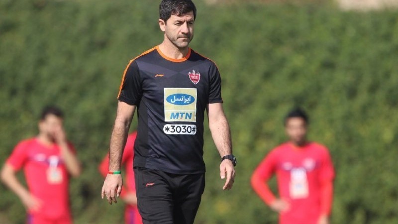 باقری: قراردادی با فدراسیون فوتبال ندارم/ به نبی گفتم باید با پرسپولیس توافق شود