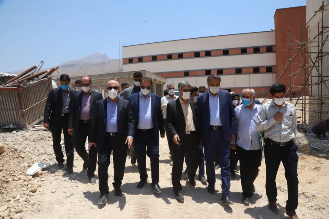 بهره برداری از بیمارستان بزرگ جهرم تا پایان امسال