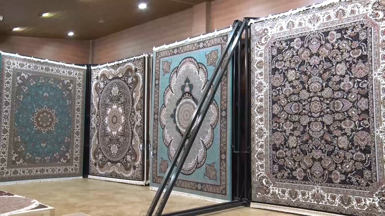 تولید سالانه ۷۰ میلیون مترمربع فرش ماشینی در آران وبیدگل