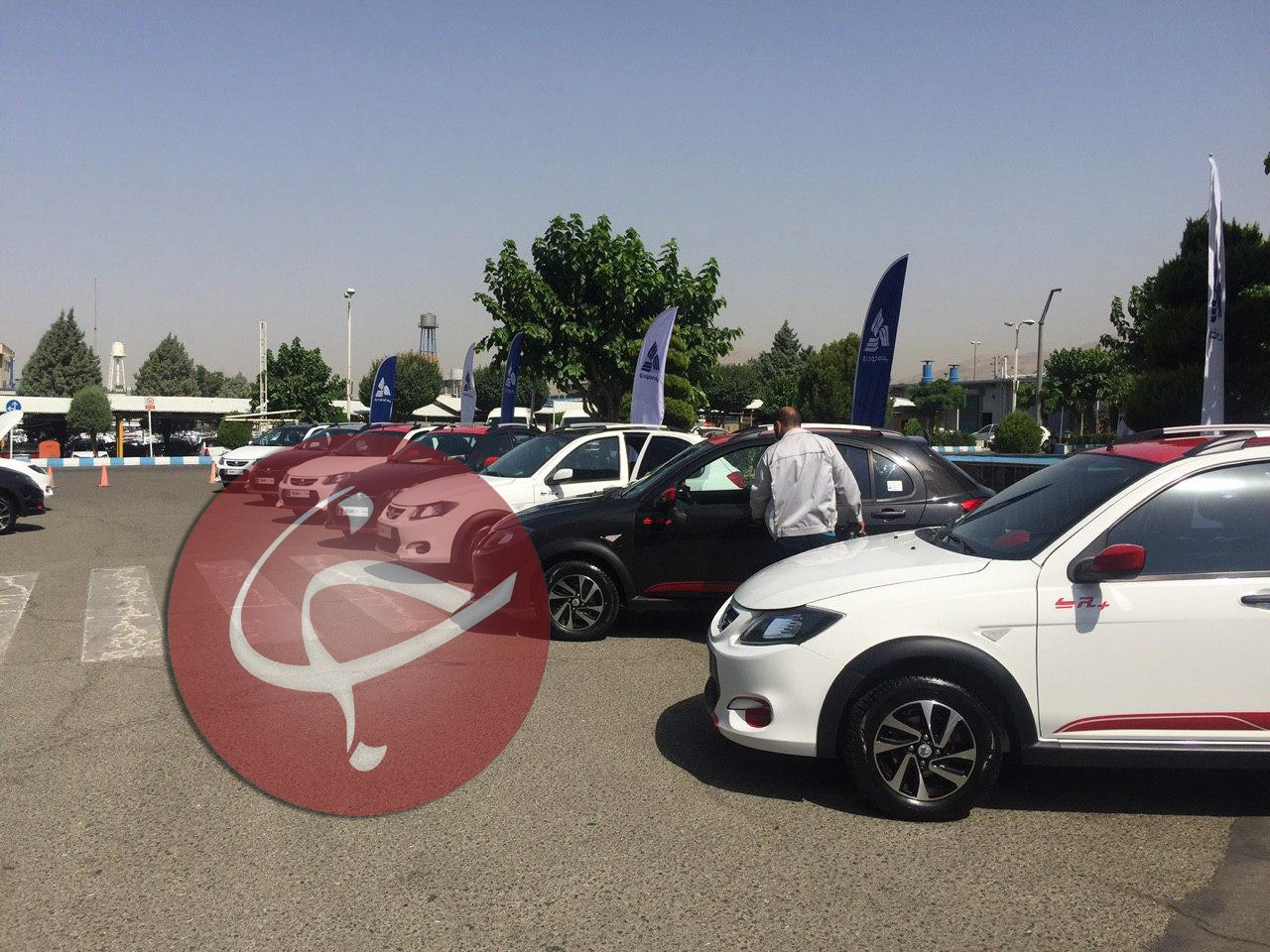 تحویل سر موعد کوئیک R پلاس به متقاضیان